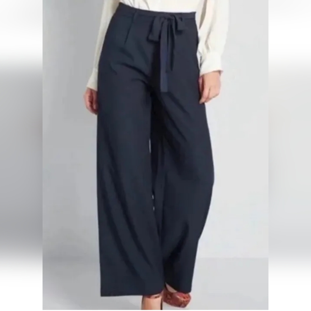 NEW‎ MODCLOTH Pants Womens Savannah Wide Leg Pants Belted Blue Size 2